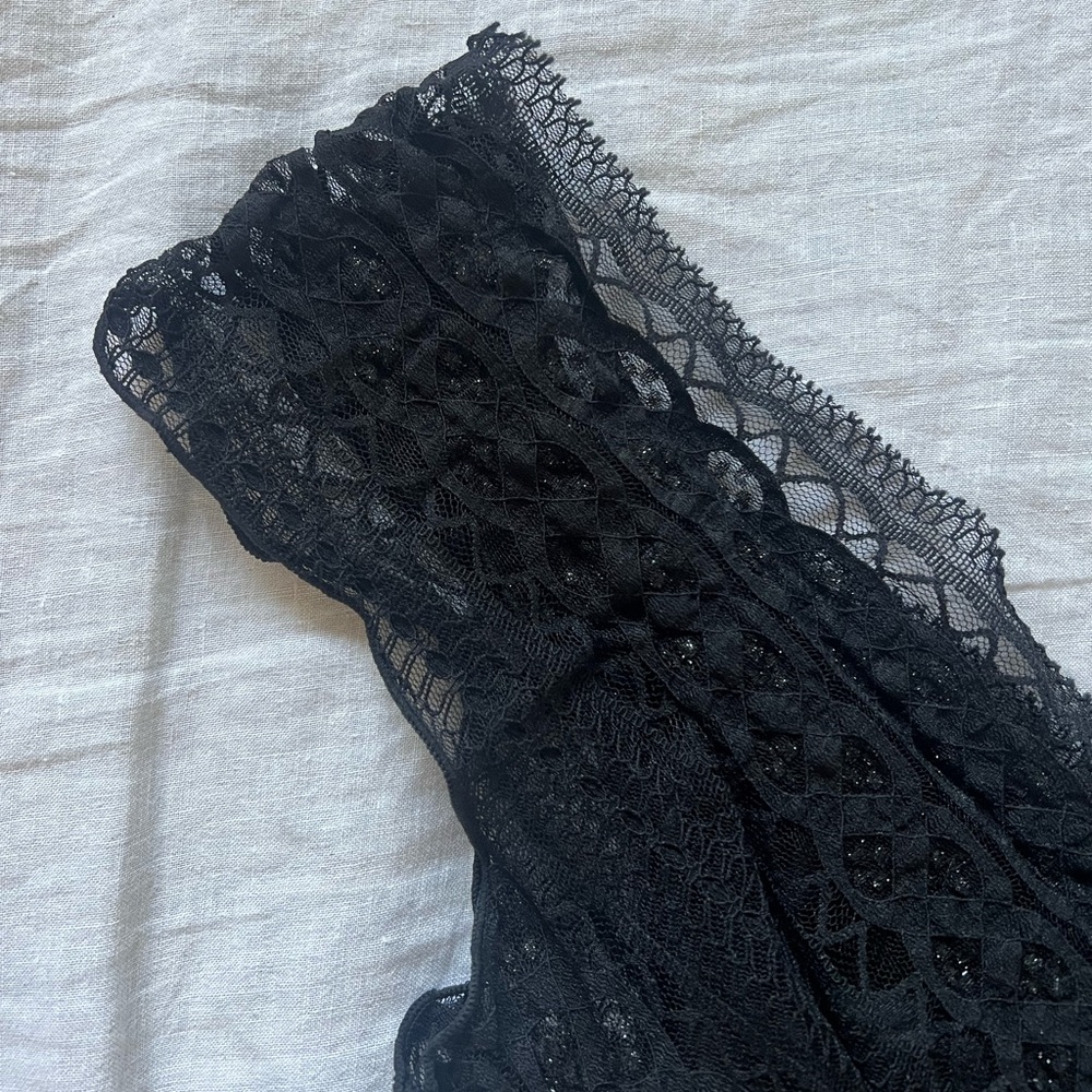 Studio M black lace dress - Picture 4 of 9